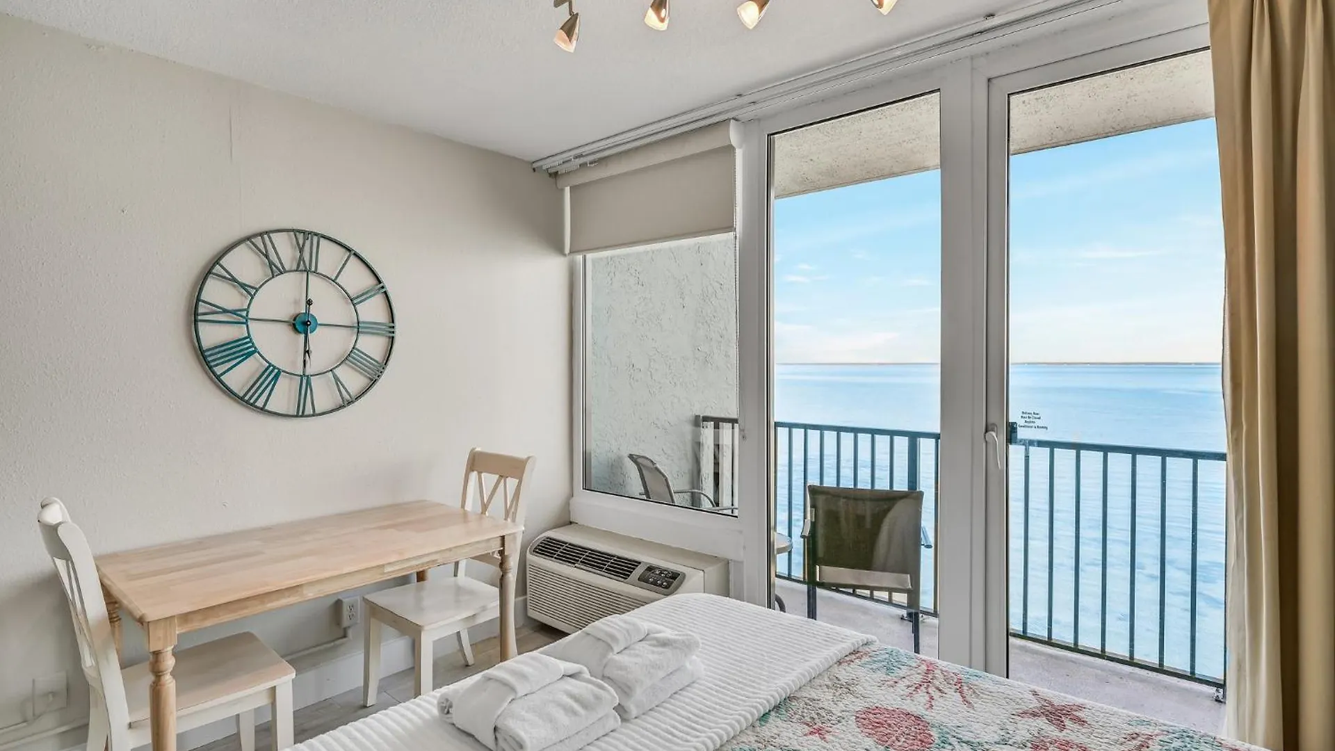 Apartment Sandestin Resorts, Bayside, Bay Front Studio